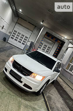 Внедорожник / Кроссовер Dodge Journey 2014 в Звягеле