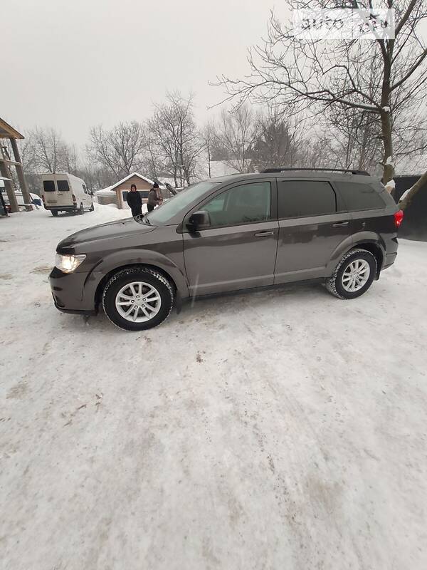 Внедорожник / Кроссовер Dodge Journey 2015 в Тячеве