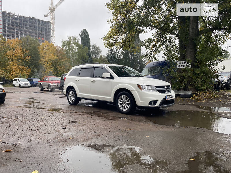 Позашляховик / Кросовер Dodge Journey 2015 в Києві