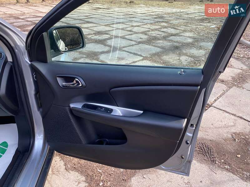 Позашляховик / Кросовер Dodge Journey 2017 в Харкові