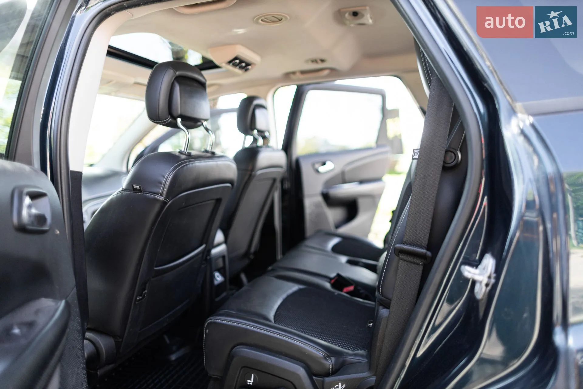 2015 Dodge Journey - мініатюра 38