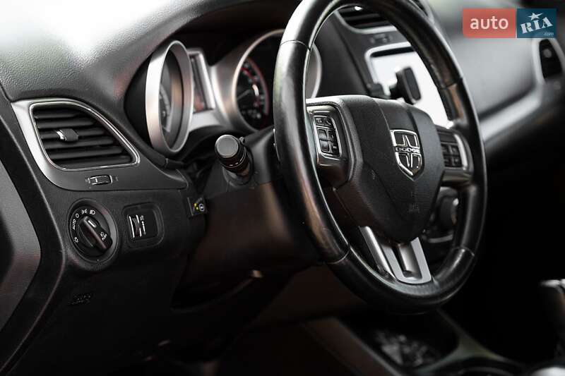 Внедорожник / Кроссовер Dodge Journey 2015 в Ровно фото 28 Внедорожник / Кроссовер Dodge Journey 2015 в Ровно