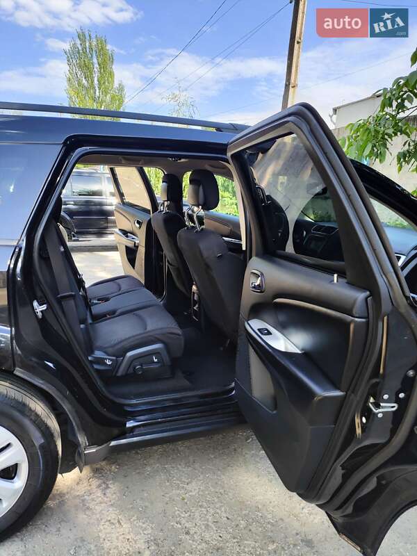 Внедорожник / Кроссовер Dodge Journey 2014 в Днепре