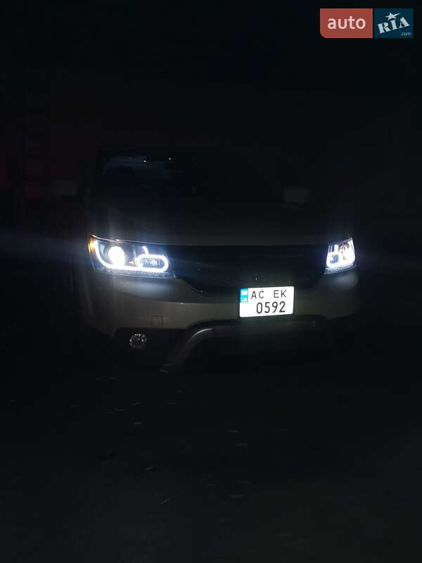 Позашляховик / Кросовер Dodge Journey 2015 в Володимирі