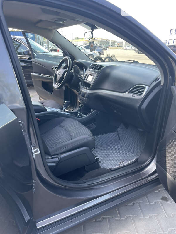 Позашляховик / Кросовер Dodge Journey 2014 в Вінниці