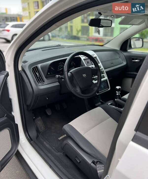 Внедорожник / Кроссовер Dodge Journey 2008 в Черновцах