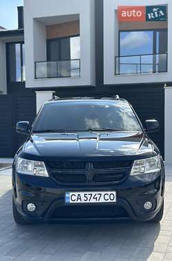 Внедорожник / Кроссовер Dodge Journey 2015 в Ужгороде