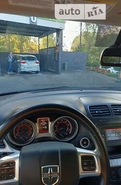 Внедорожник / Кроссовер Dodge Journey 2018 в 