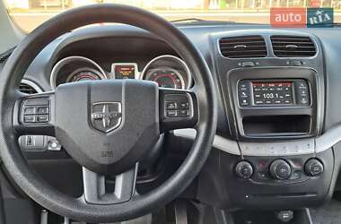 Позашляховик / Кросовер Dodge Journey 2019 в 