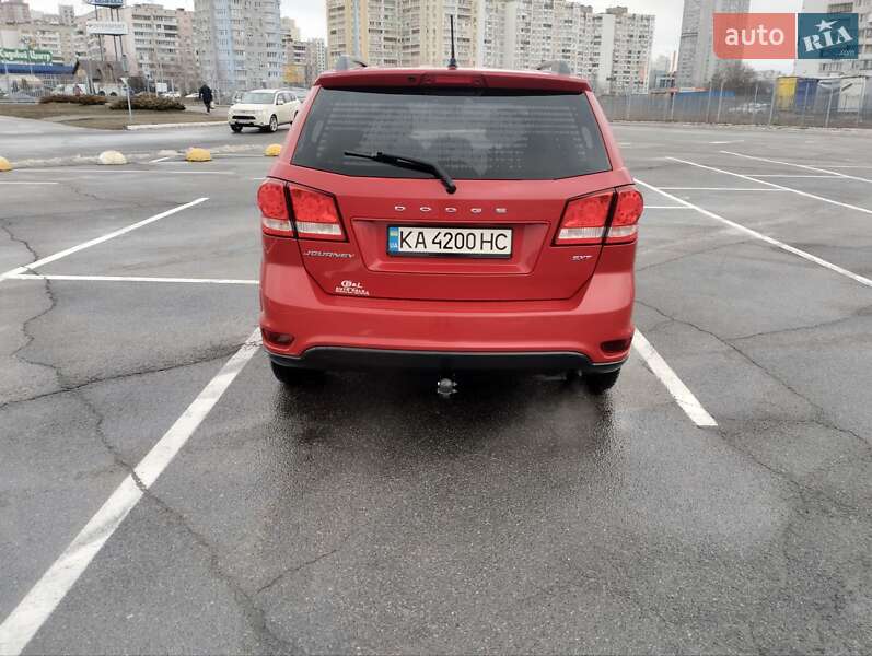 Позашляховик / Кросовер Dodge Journey 2015 в Києві
