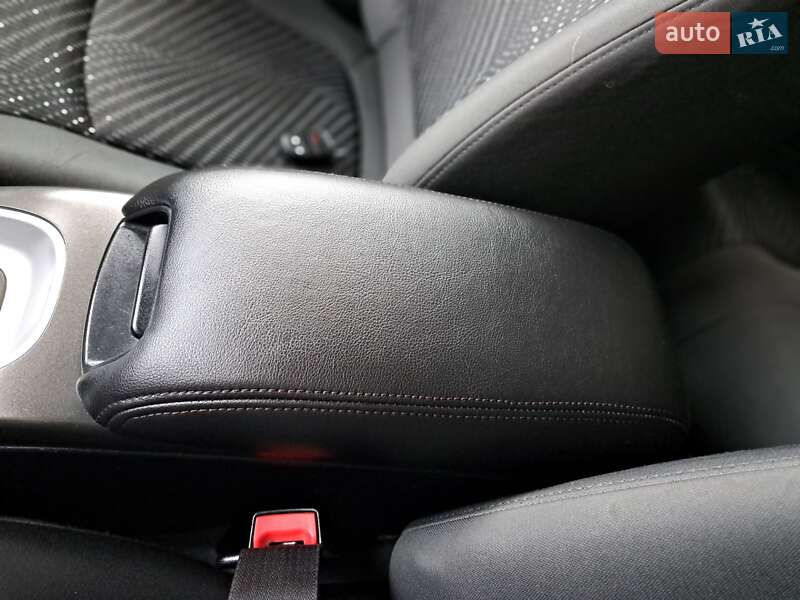 Внедорожник / Кроссовер Dodge Journey 2016 в Стебнику