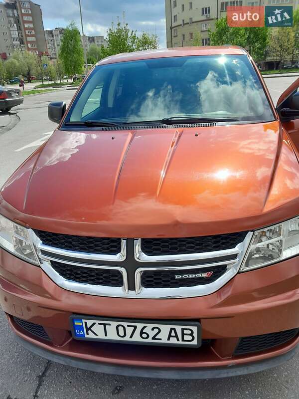 Позашляховик / Кросовер Dodge Journey 2013 в Івано-Франківську