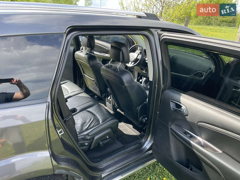 Позашляховик / Кросовер Dodge Journey 2014 в Рівному