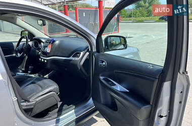 Внедорожник / Кроссовер Dodge Journey 2015 в 