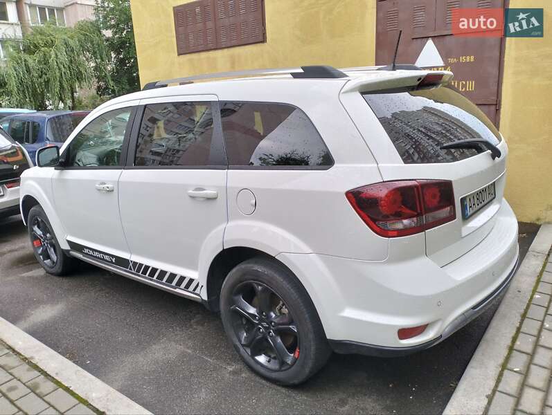 Внедорожник / Кроссовер Dodge Journey 2020 в Киеве