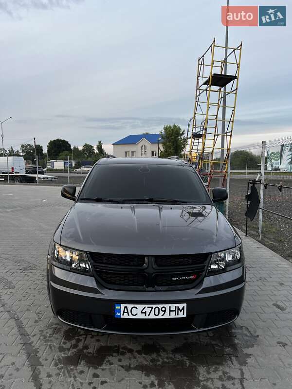 Внедорожник / Кроссовер Dodge Journey 2018 в Нововолынске