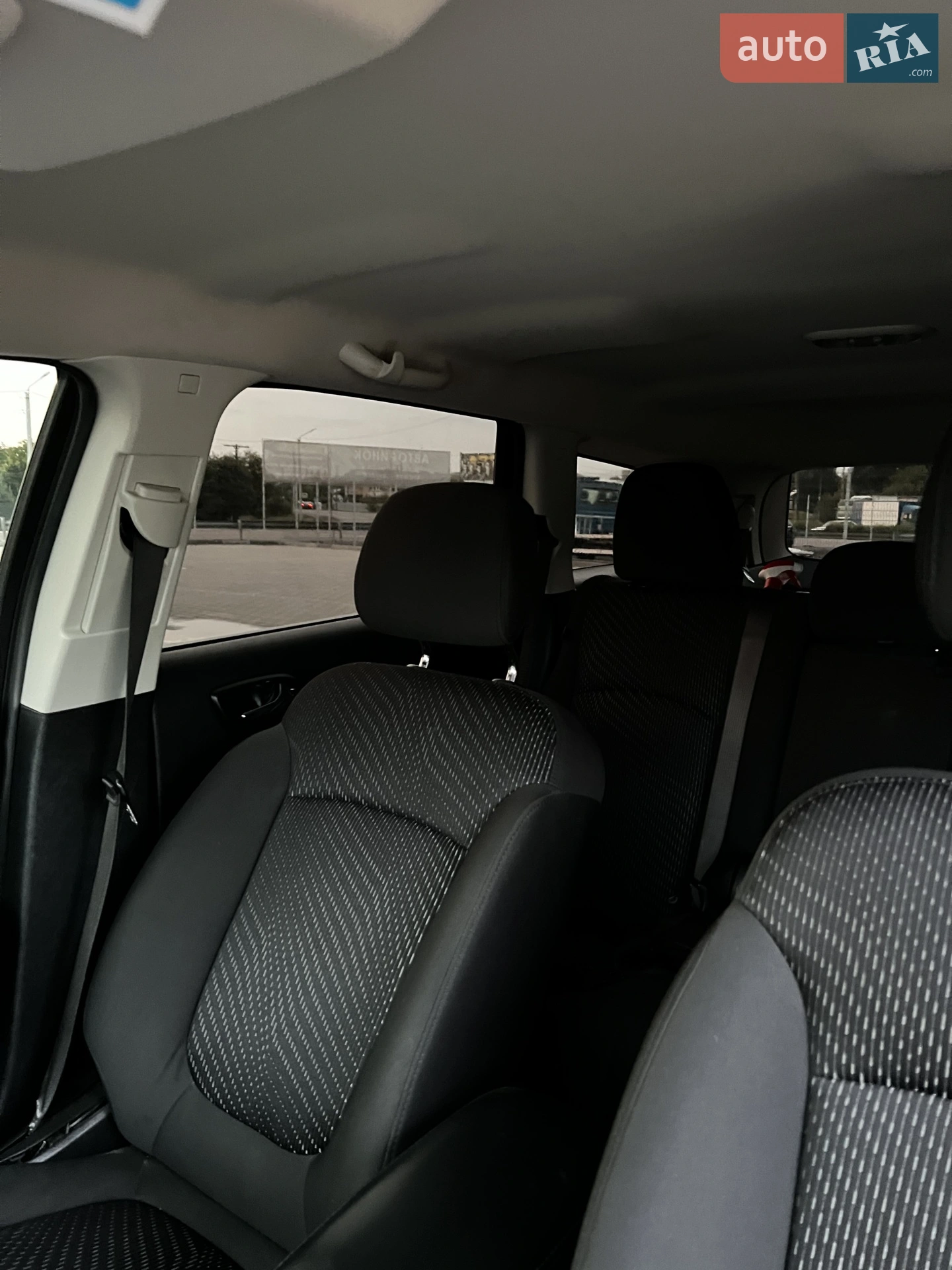 2018 Dodge Journey - мініатюра 9