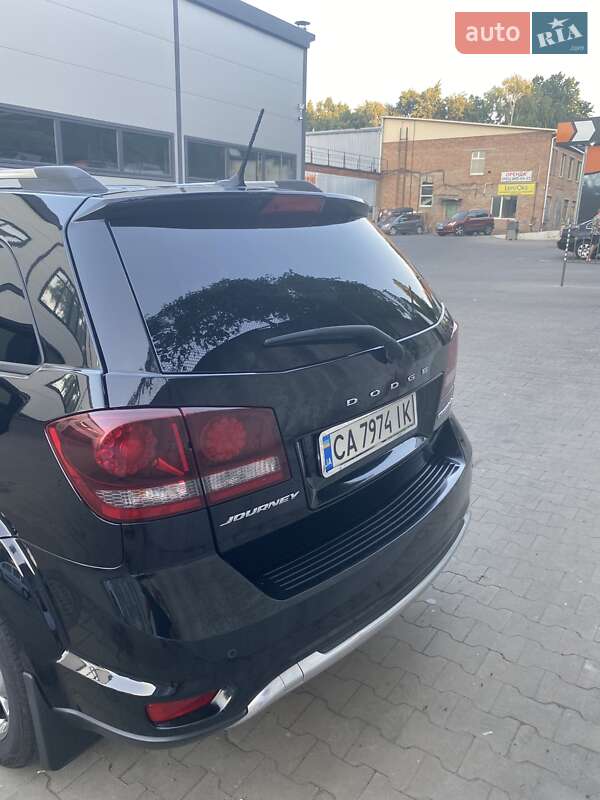 Позашляховик / Кросовер Dodge Journey 2015 в Умані