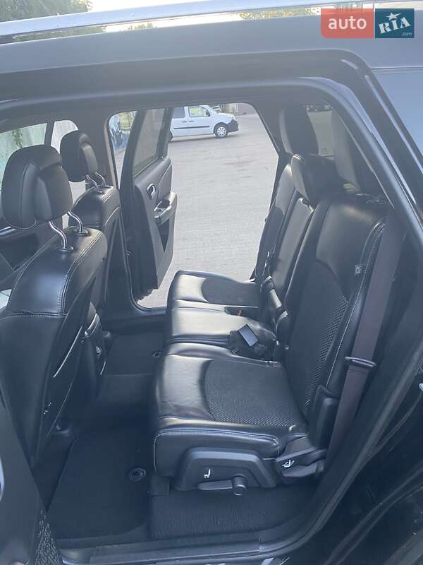 Позашляховик / Кросовер Dodge Journey 2015 в Умані