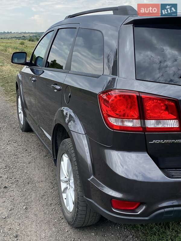 Внедорожник / Кроссовер Dodge Journey 2014 в Петропавловке