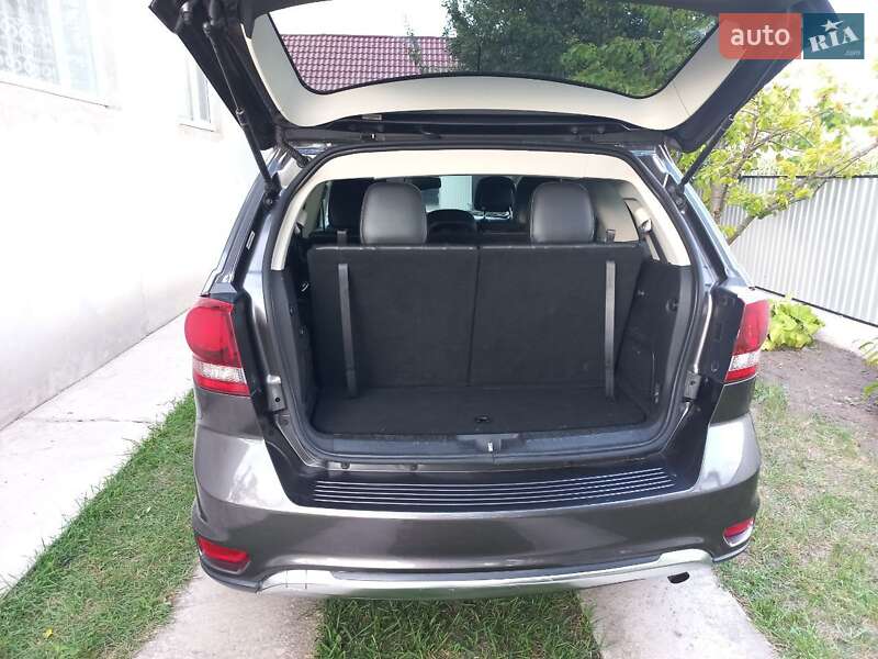 Внедорожник / Кроссовер Dodge Journey 2015 в Городенке