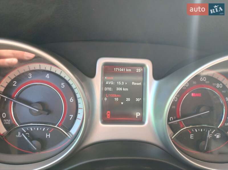 Внедорожник / Кроссовер Dodge Journey 2015 в Прилуках фото 9 Внедорожник / Кроссовер Dodge Journey 2015 в Прилуках