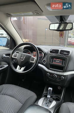 Внедорожник / Кроссовер Dodge Journey 2015 в 