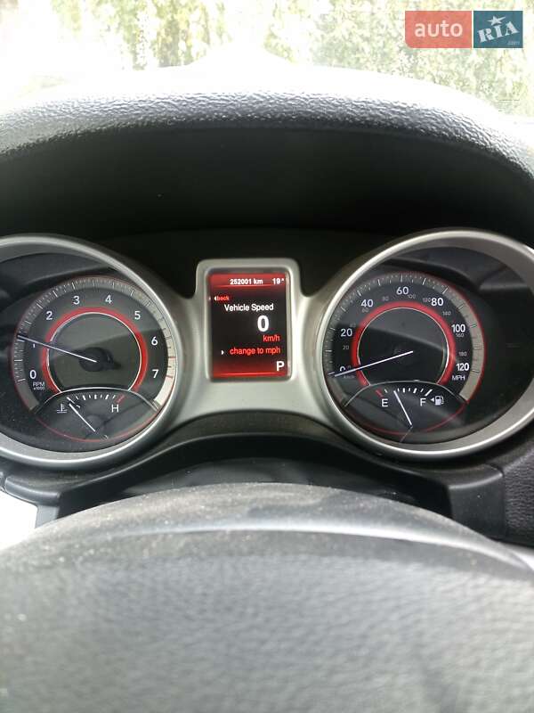 Внедорожник / Кроссовер Dodge Journey 2015 в Киеве