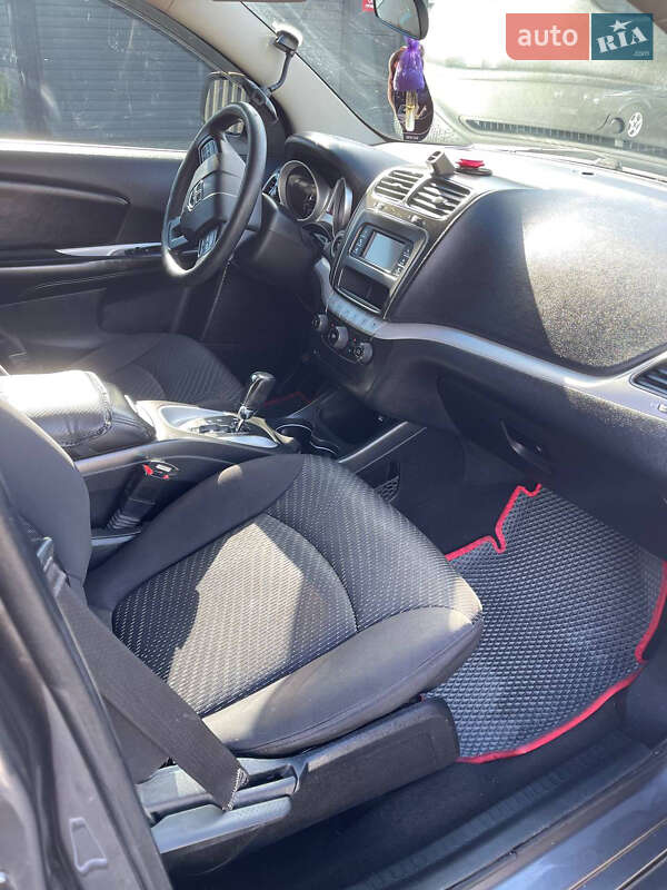Внедорожник / Кроссовер Dodge Journey 2013 в Сарнах фото 16 Внедорожник / Кроссовер Dodge Journey 2013 в Сарнах