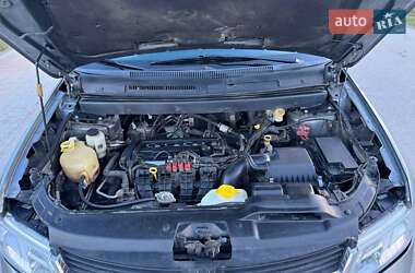 Позашляховик / Кросовер Dodge Journey 2009 в 