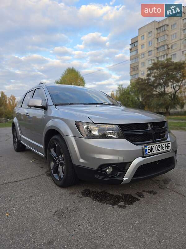 Внедорожник / Кроссовер Dodge Journey 2019 в 