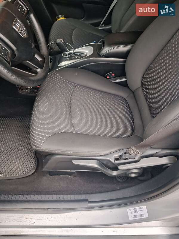 Внедорожник / Кроссовер Dodge Journey 2017 в Киеве