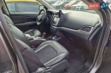 Внедорожник / Кроссовер Dodge Journey 2017 в 