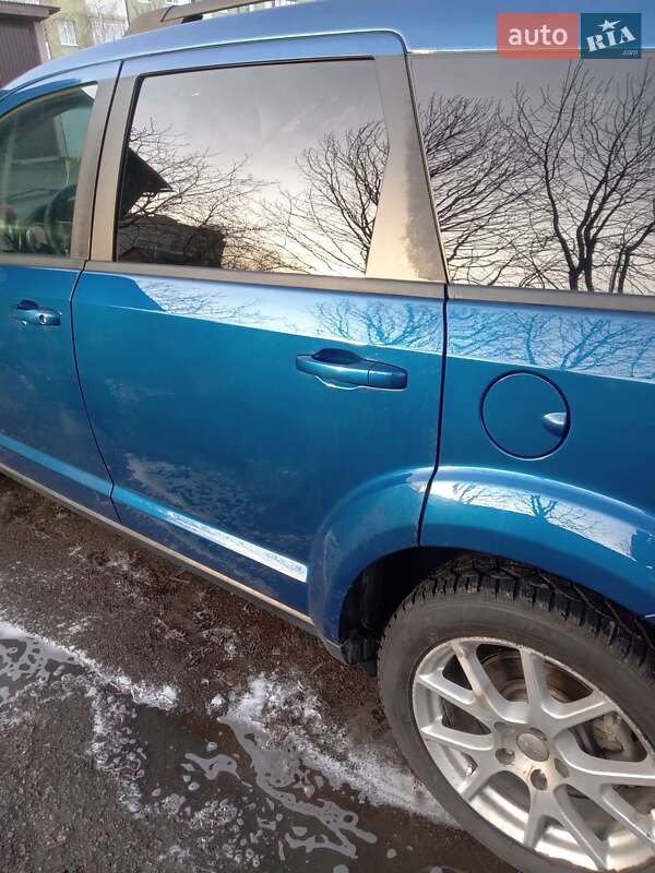 Внедорожник / Кроссовер Dodge Journey 2015 в Вышгороде