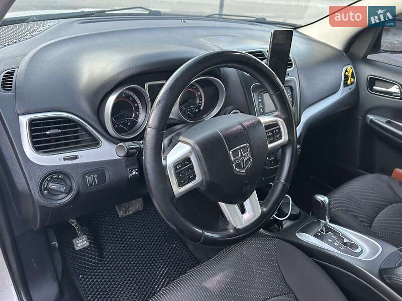 Внедорожник / Кроссовер Dodge Journey 2013 в Ивано-Франковске