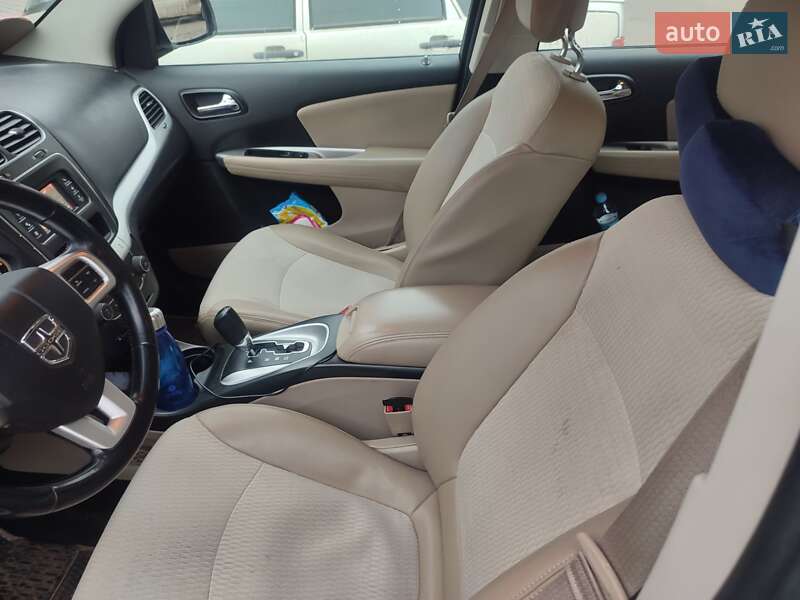 Внедорожник / Кроссовер Dodge Journey 2014 в Сумах фото 6 Внедорожник / Кроссовер Dodge Journey 2014 в Сумах