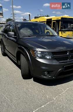 Позашляховик / Кросовер Dodge Journey 2015 в Ужгороді