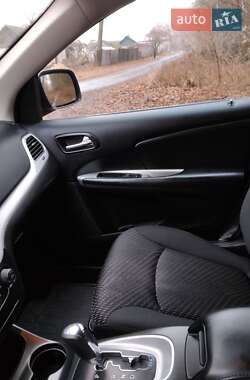 Позашляховик / Кросовер Dodge Journey 2018 в 
