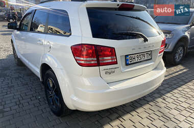 Позашляховик / Кросовер Dodge Journey 2018 в 