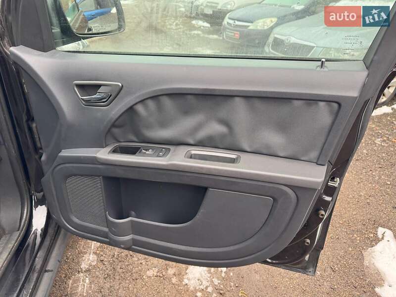 Позашляховик / Кросовер Dodge Journey 2010 в Києві