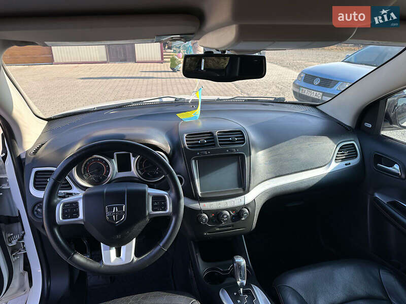 Внедорожник / Кроссовер Dodge Journey 2014 в Хмельницком