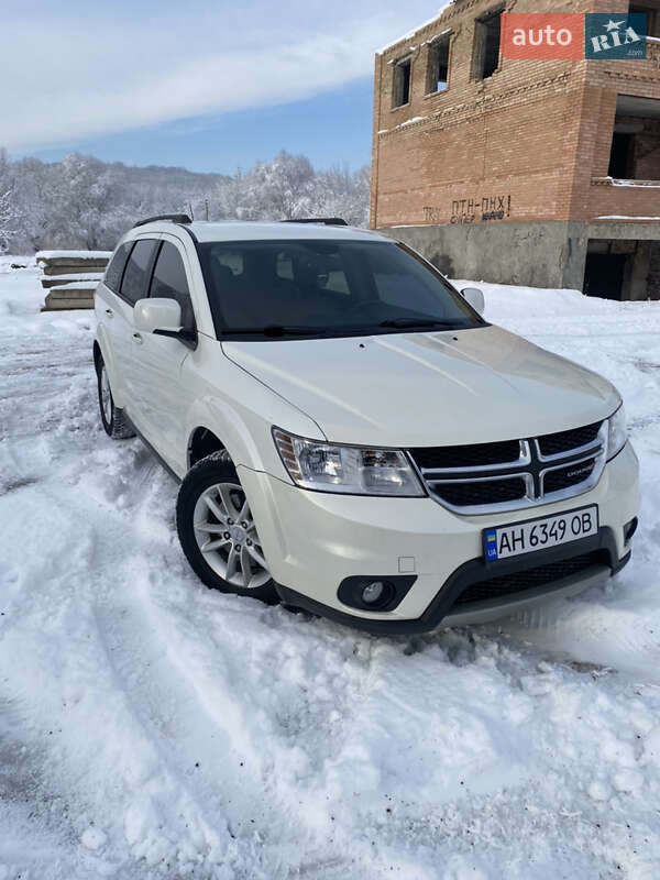 Внедорожник / Кроссовер Dodge Journey 2013 в 