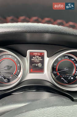 Внедорожник / Кроссовер Dodge Journey 2014 в 