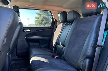 Позашляховик / Кросовер Dodge Journey 2020 в 