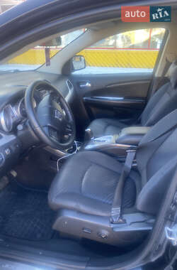 Позашляховик / Кросовер Dodge Journey 2015 в 