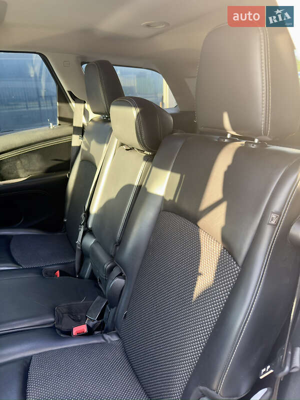 Внедорожник / Кроссовер Dodge Journey 2017 в Могилев-Подольске фото 21 Внедорожник / Кроссовер Dodge Journey 2017 в Могилев-Подольске