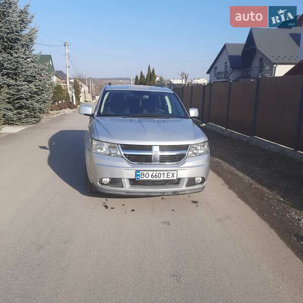 Позашляховик / Кросовер Dodge Journey 2009 в Тернополі
