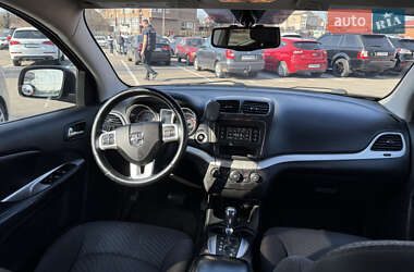 Внедорожник / Кроссовер Dodge Journey 2014 в 