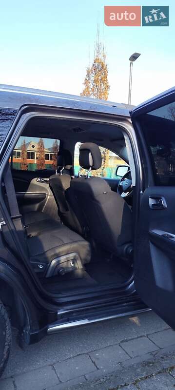 Внедорожник / Кроссовер Dodge Journey 2015 в Тернополе