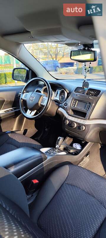 Внедорожник / Кроссовер Dodge Journey 2015 в Тернополе